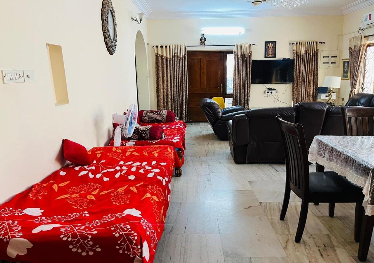 Best Individual Home Stay Near Apollo Jubilee Hills 海得拉巴 外观 照片